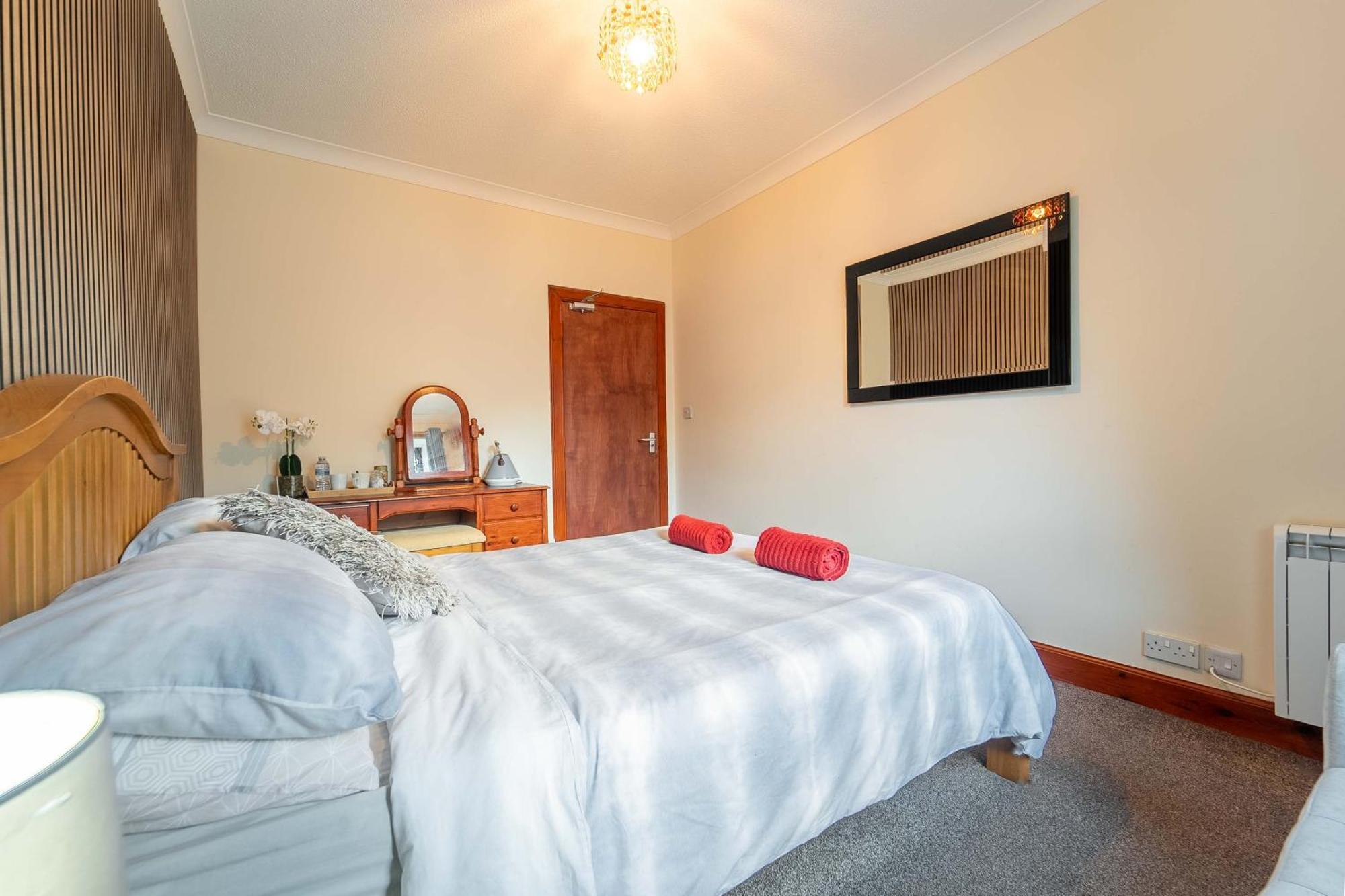 Prime Location Rooms In High Street Fort William Kültér fotó